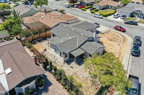 726 Flume Ct, Milpitas, CA 95035-3602