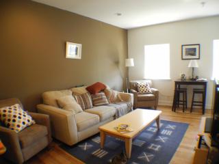 1805 Carpenter St, Philadelphia PA  19146-2612 exterior