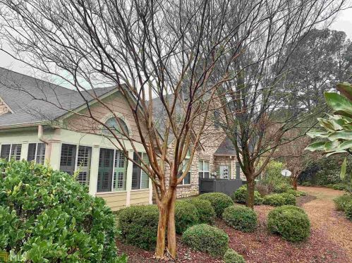300 Gladstone Dr, Mcdonough, GA 30253-8096