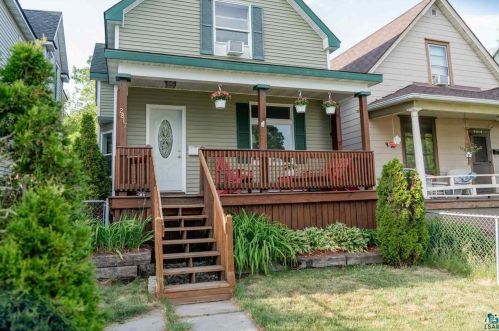 2817 Wicklow St, Duluth MN  55806-1415 exterior