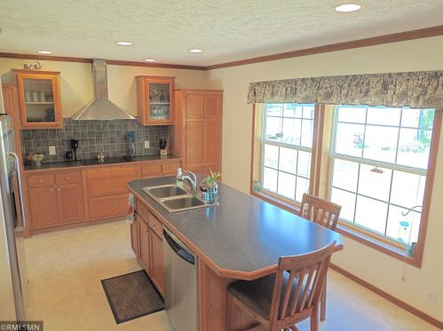 11071 Thompson Rd, Brainerd, MN 56401-2373