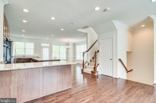 7892 Carbondale Way, Springfield VA  22153 exterior