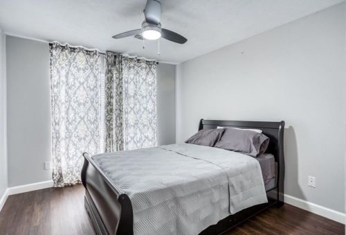 1309 Royal Palm Ln, Carrollton TX 75007-1035 exterior