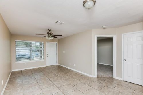 10533 Many Oaks Dr, Fort Worth TX  76140-5449 exterior