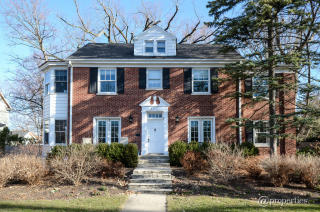 2517 Lincoln St, Evanston, IL 60201-2136