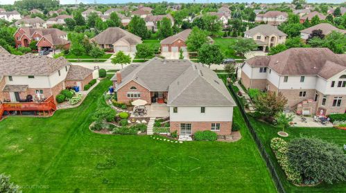 10916 Swallow Tail Ln, Frankfort, IL 60423-2296