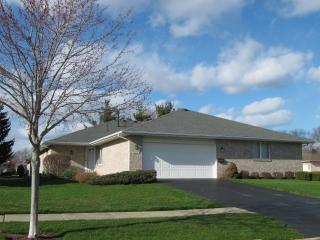 6574 Stonehill Way, Rockford, IL 61108-1556