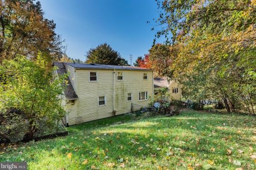 120 Hillymede Rd, Harrisburg, PA 17111-4914