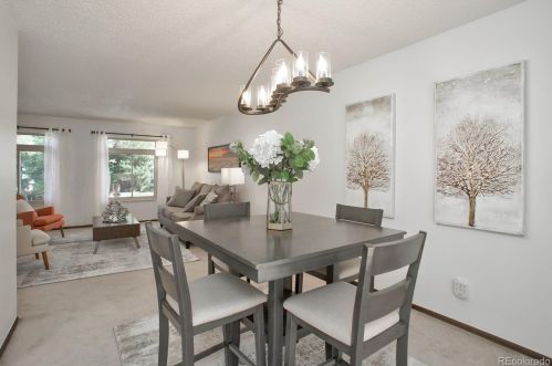 6917 Spruce Dr, Englewood CO 80112-1229 exterior