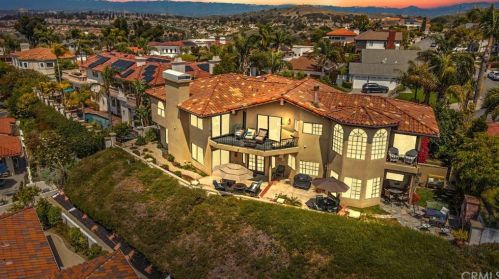 706 Calle Monserrat, San Clemente, CA 92672-2372