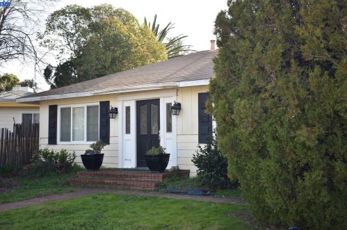 103 Birch Way, San Rafael, CA 94903-2942
