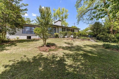 1903 Mcjenkin Dr, Atlanta GA  30345-3005 exterior