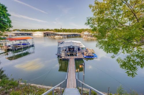 9301 Dosier Cv, Fort Worth TX  76179-3284 exterior