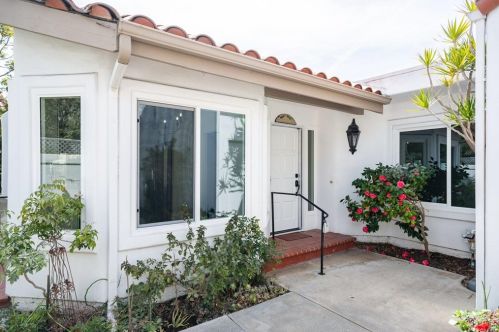 4670 Cordoba Way, Oceanside CA  92056-5104 exterior
