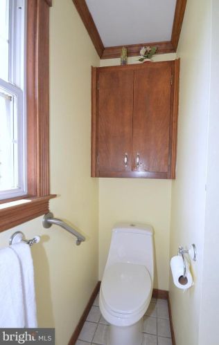 48 Calvin Unger Ln, Berkeley Springs WV 25411-5181 exterior