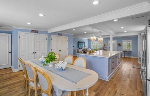 1945 Stewart St, Oceanside, CA 92054-6419