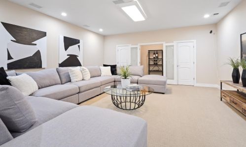 307 Verano Dr, Los Altos CA 94022-2345 exterior