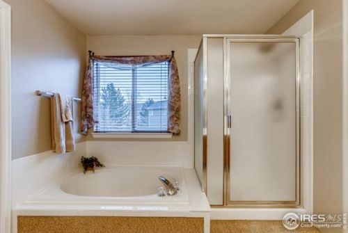 2011 Dailey Ln, Broomfield CO 80027 exterior