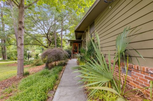 2625 Flemington Rd, Atlanta GA  30345-3507 exterior