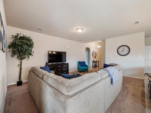 2533 Clarks Mill Ln, Fort Worth, TX 76123-2619