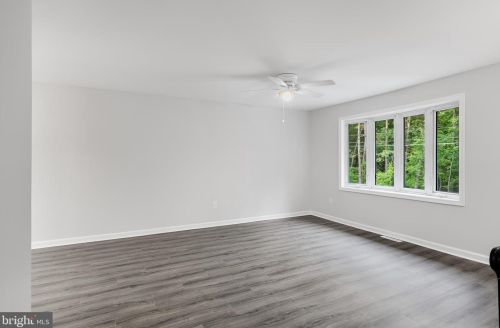49 Radcliff Ave, Browns Mills, NJ 08015-3544