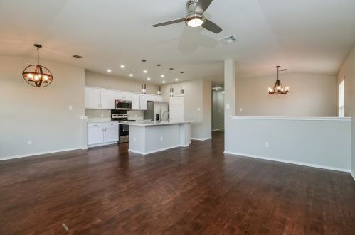 13621 John F Kennedy St, Webberville TX  78653-3939 exterior