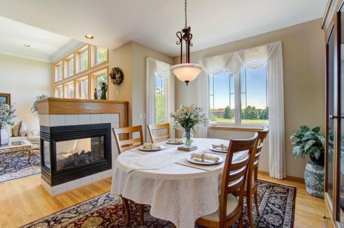 2737 Eagle Valley Dr, Saint Paul MN  55129-4224 exterior