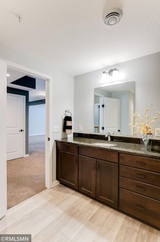 9169 Compass Pointe Rd, Saint Paul MN  55129 exterior