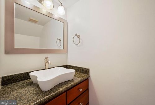 214 22nd St, Philadelphia PA 19132-1505 exterior