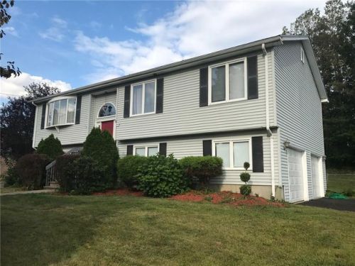 5 Lee Ann Dr, Providence, RI 02919-4890