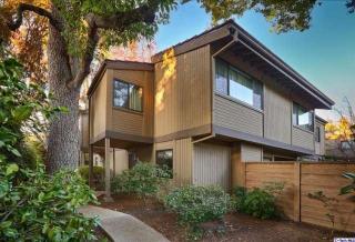 484 Rosemont Ave, Pasadena, CA 91103-3558