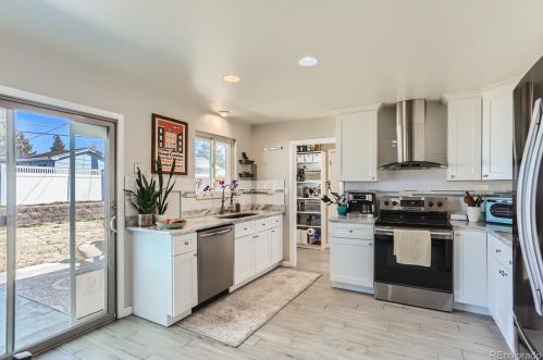 6267 61st Pl, Arvada CO  80003-5050 exterior