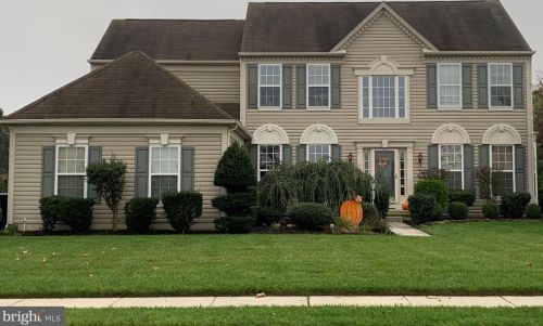 615 Hancock Dr, Harrison Township, NJ 08062-1835