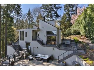 2850 Fairview Blvd, Portland, OR 97205-5871