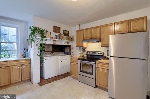 19 Howard Ave, Lancaster PA  17602-3603 exterior