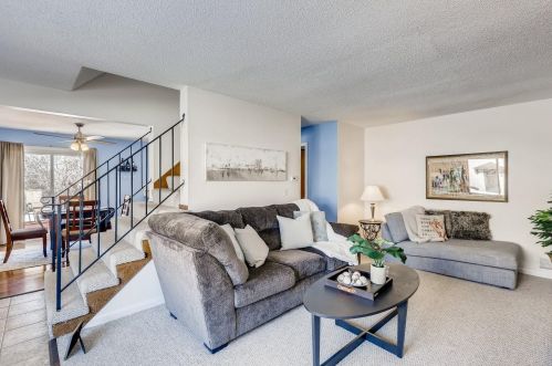 1530 Clemson Dr, Saint Paul, MN 55122-2898