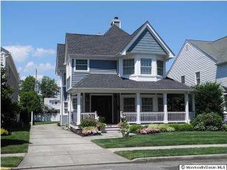318 Tuttle Ave, Wall Township NJ  07762-1540 exterior