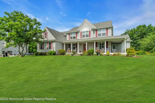 2965 Torry Ave, Lakehurst, NJ 08759-5901
