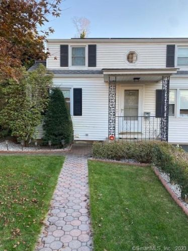 4 2nd St, Norwalk CT  06851-2318 exterior