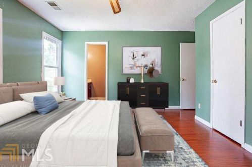 5462 Station Cir, Norcross, GA 30071-4503