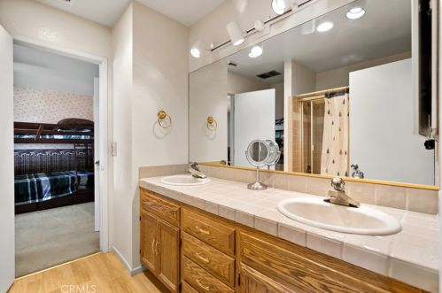 2150 Gratton St, Riverside CA  92504-5201 exterior