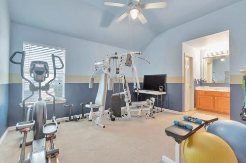 4321 Saginaw Ln, Carrollton TX 75010-1187 exterior