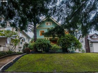 2627 13th Ave, Portland, OR 97202-1103