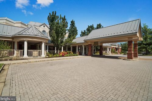 2300 Windrow Dr, Princeton NJ 08540-5020 exterior