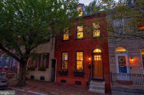 330 Mary St, Lancaster PA  17603-3328 exterior