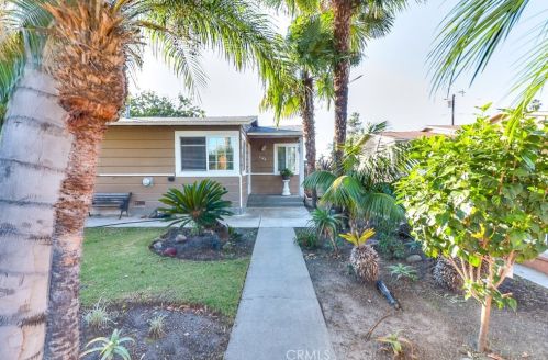 2122 Baker St, Santa Ana, CA 92706-1912
