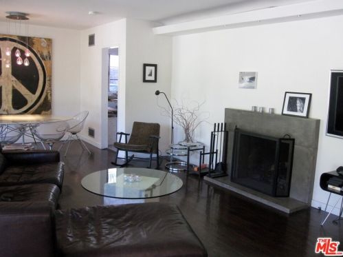 6463 Firmament Ave, Van Nuys CA  91406-6219 exterior