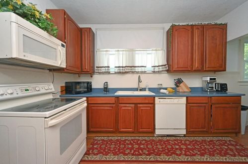 6866 Esther Ln, Cincinnati OH 45243-3133 exterior