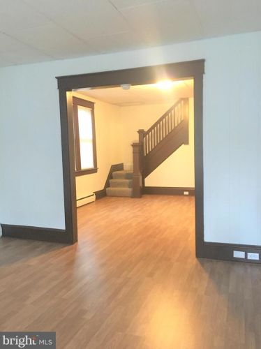 42 Lincoln Ave, Ephrata PA  17522-2714 exterior