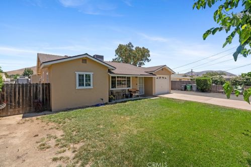 4481 Center Ave, Norco, CA 92860-1565